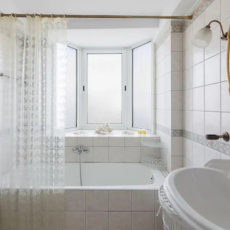 Luxury Next To Glyfada's Golf Club Apartment *