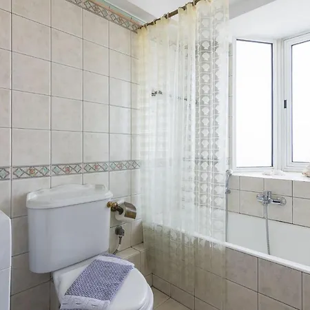 Luxury Next To Glyfada's Golf Club Apartment Athens